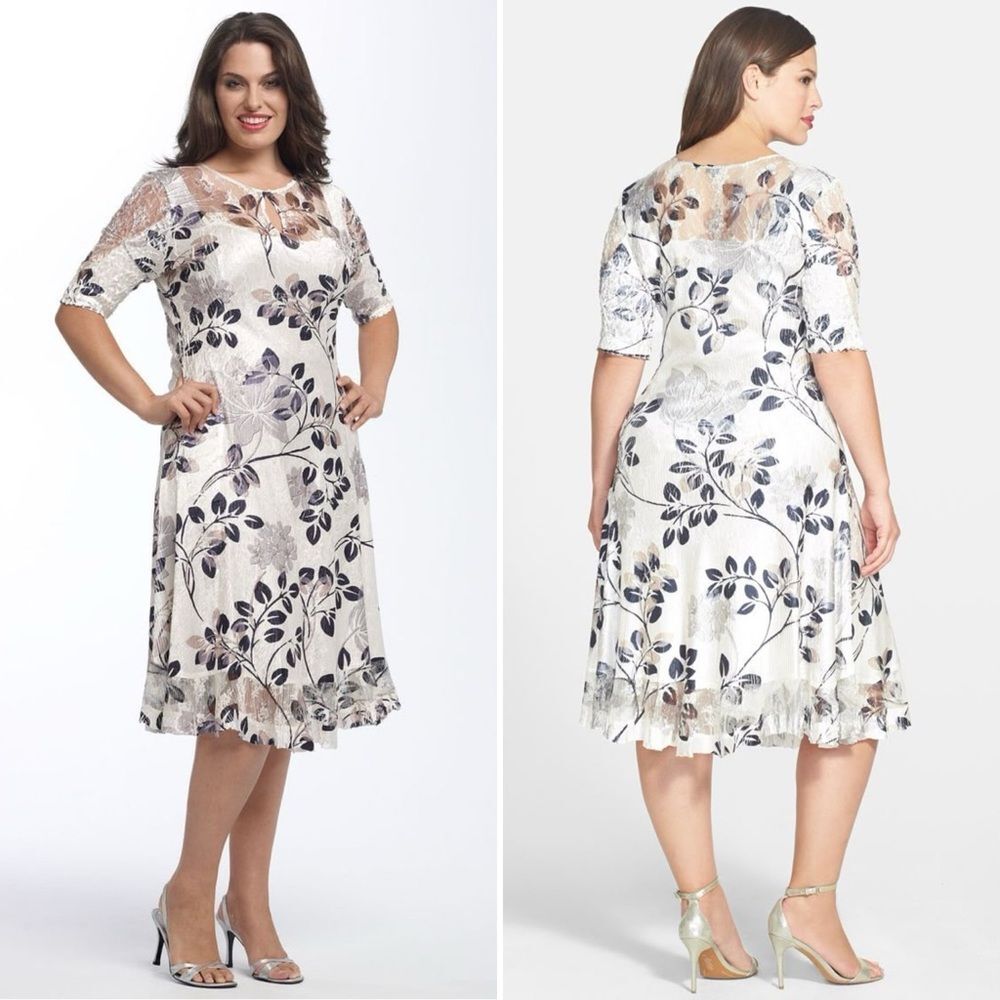 Komarov Floral Print Midi Pleated Crinkle Dress Lace Inserts 3X
